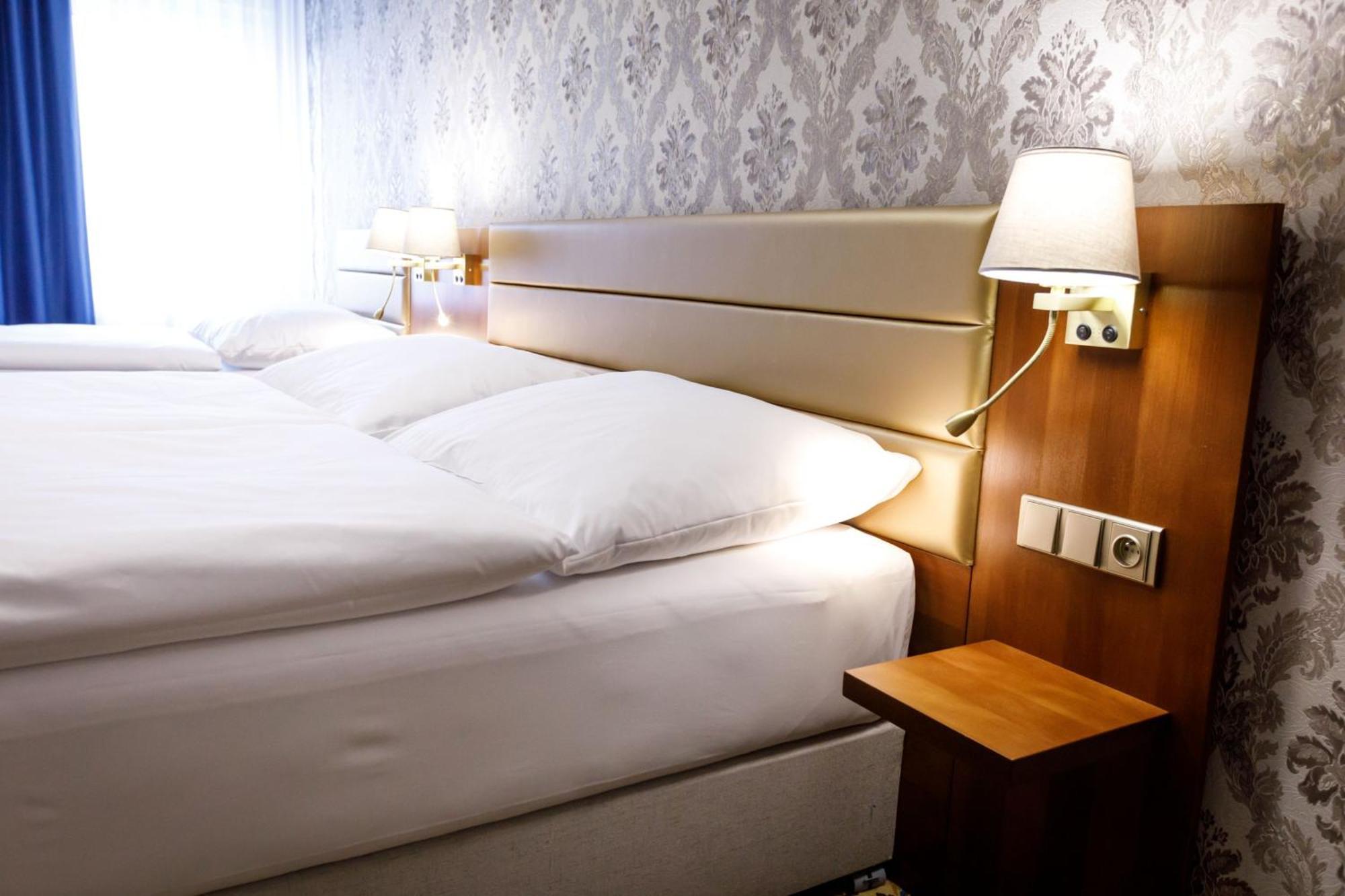 Hotel King's - Casino And